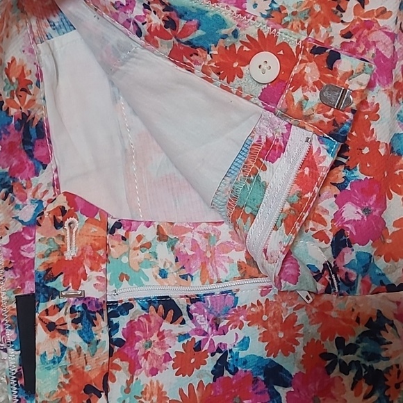 🌺 J.Crew Watercolor Floral Flat Front Shorts – Womens Size 0 – Resort Vacation - Picture 8 of 17